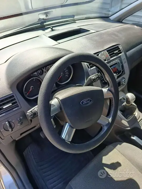 Ford C-Max 2010 photo 3