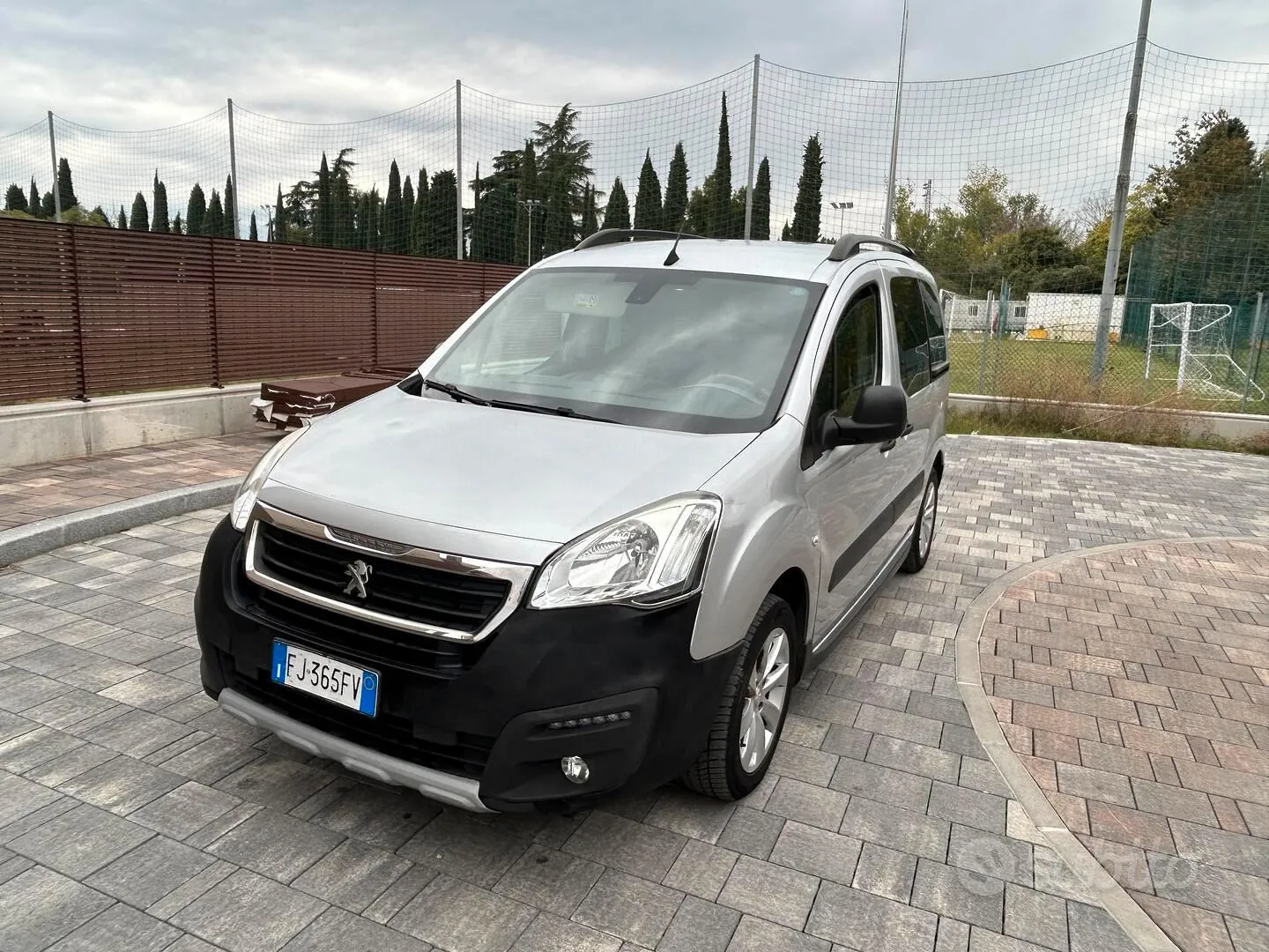 Peugeot Partner 2017 photo 2