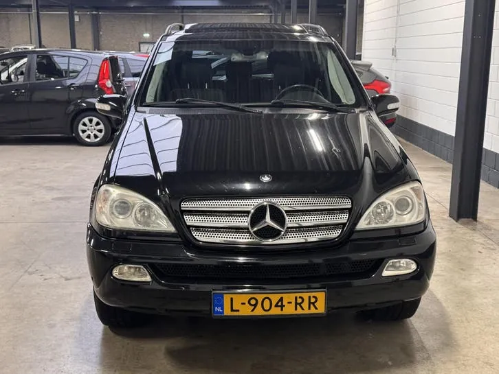 Mercedes-Benz M-Class 2003 photo 2