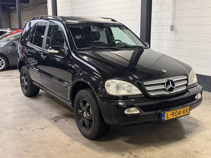 Mercedes-Benz M-Class 2003 photo 3