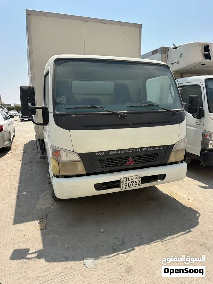 Mitsubishi Canter 2012 photo 5