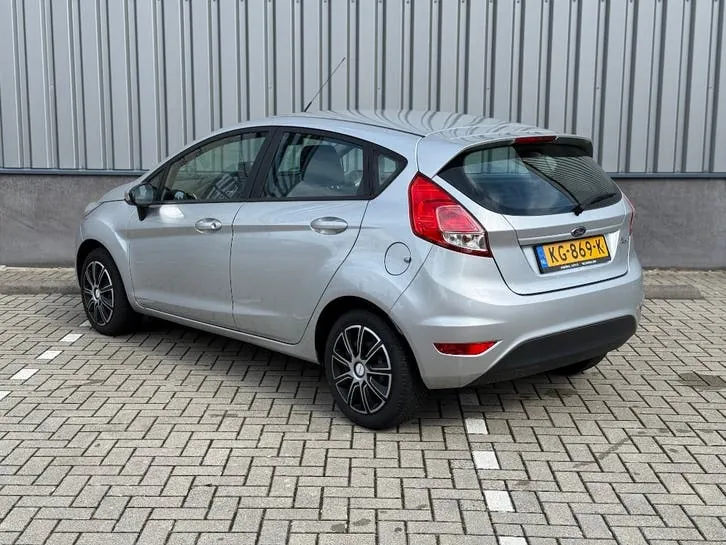 Ford Fiësta 2016 photo 2