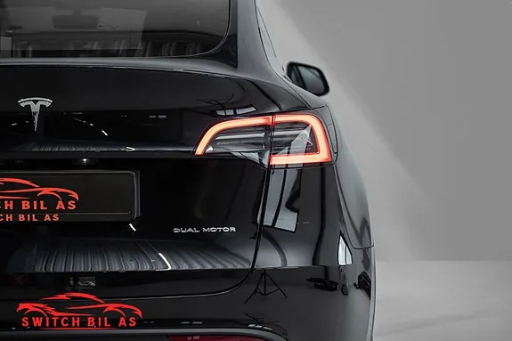 Tesla Model Y 2021 photo 4