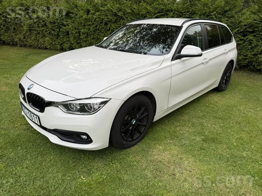 BMW 3 Series Touring 2017 photo 4