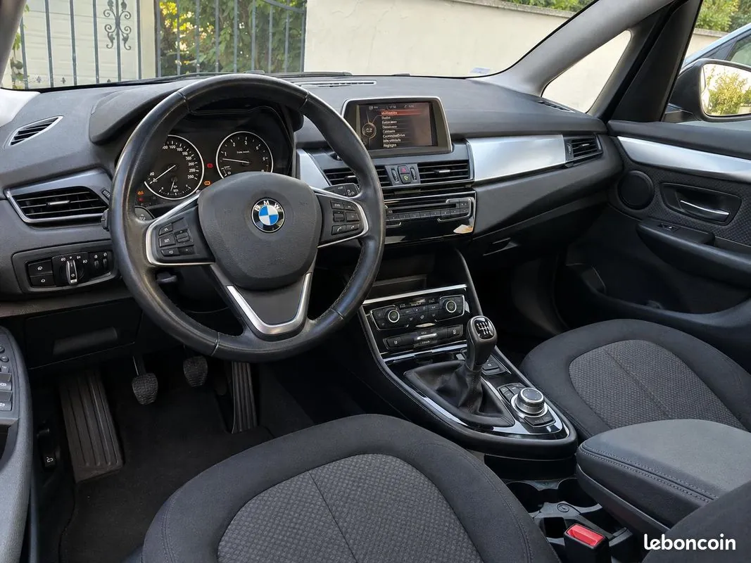 BMW Series 2 2014 photo 3