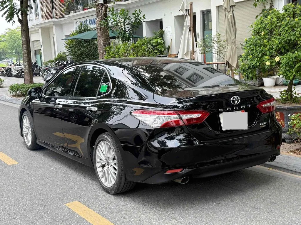 Toyota Camry 2020 photo 3
