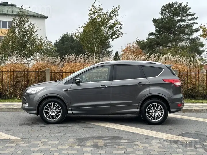 Ford Kuga 2015 photo 5