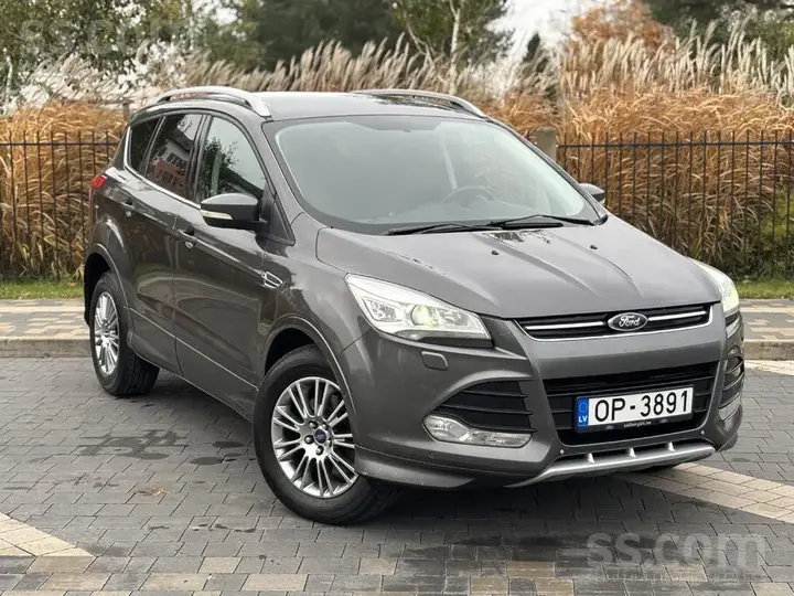 Ford Kuga 2015 photo 3