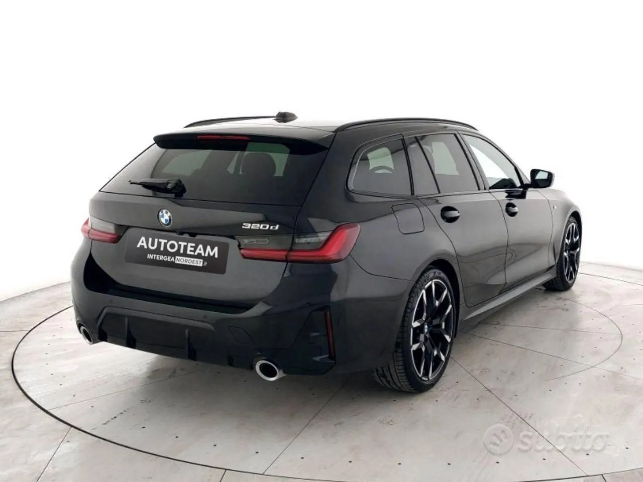 BMW 3 Series 2025 photo 3