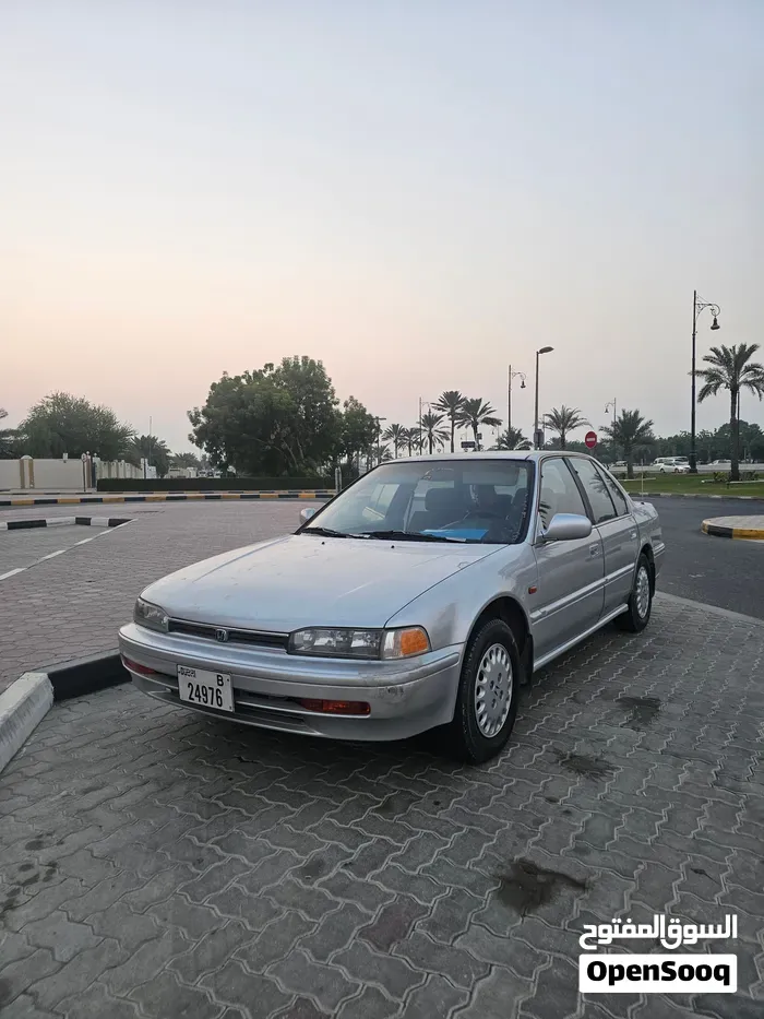 Honda Accord 1992 photo 2
