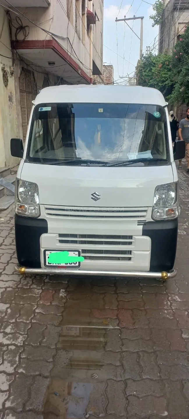 Suzuki Every 2025