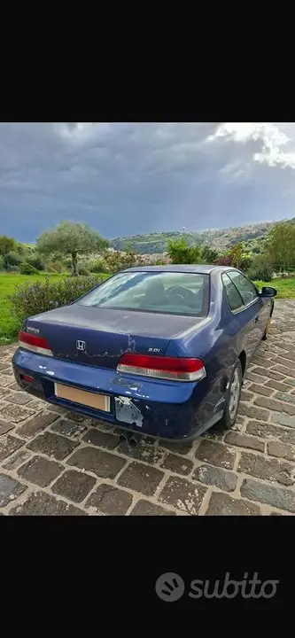 Honda Prelude 1998 photo 2