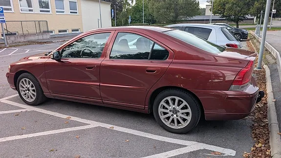 Volvo S60 2009 photo 4