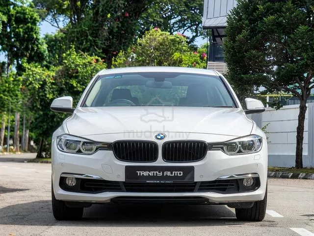 BMW 318I