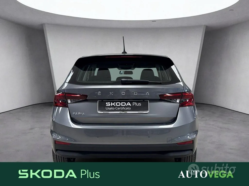 Skoda Fabia 2022 photo 5