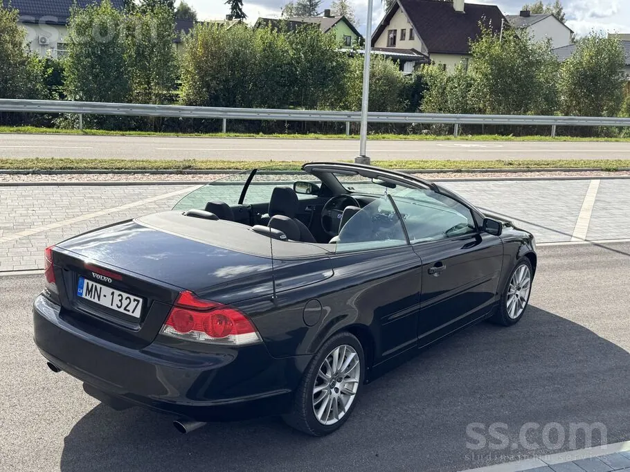 Volvo C70 2007 photo 2