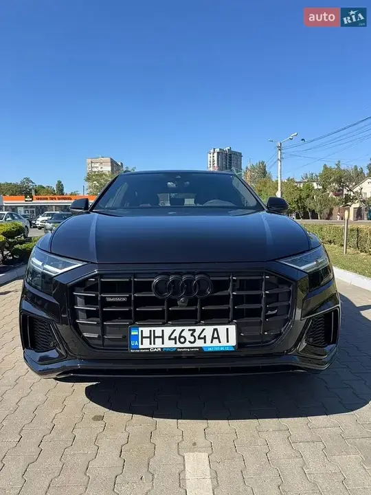 Audi Q8 2019 photo 2