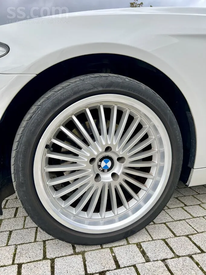 BMW 520 2011 photo 5