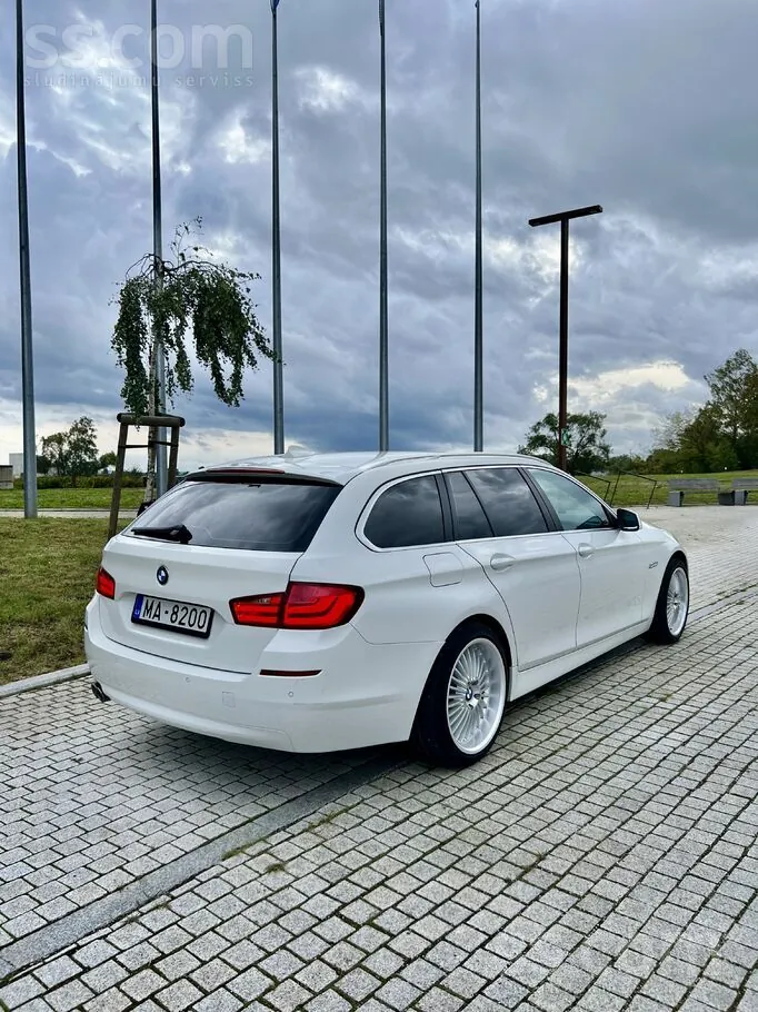 BMW 520 2011 photo 3