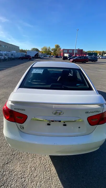 Hyundai Elantra 2010 photo 4