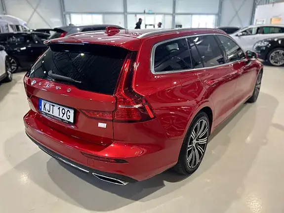Volvo V60 2021 photo 3