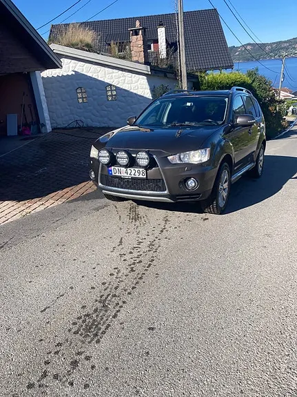 Mitsubishi Outlander 2010 photo 5