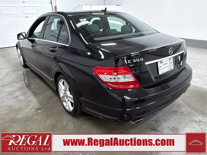 Mercedes-Benz C-Class 2011 photo 4
