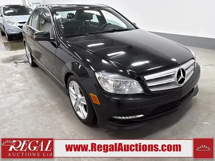 Mercedes-Benz C-Class 2011 photo 2