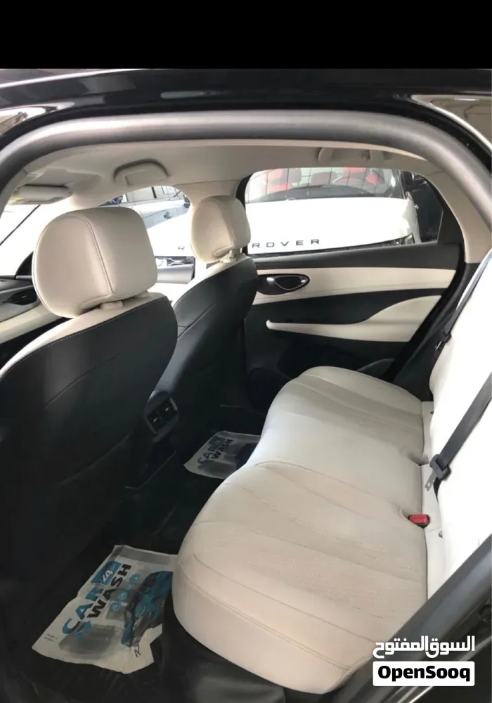 BYD E2 2025 photo 2