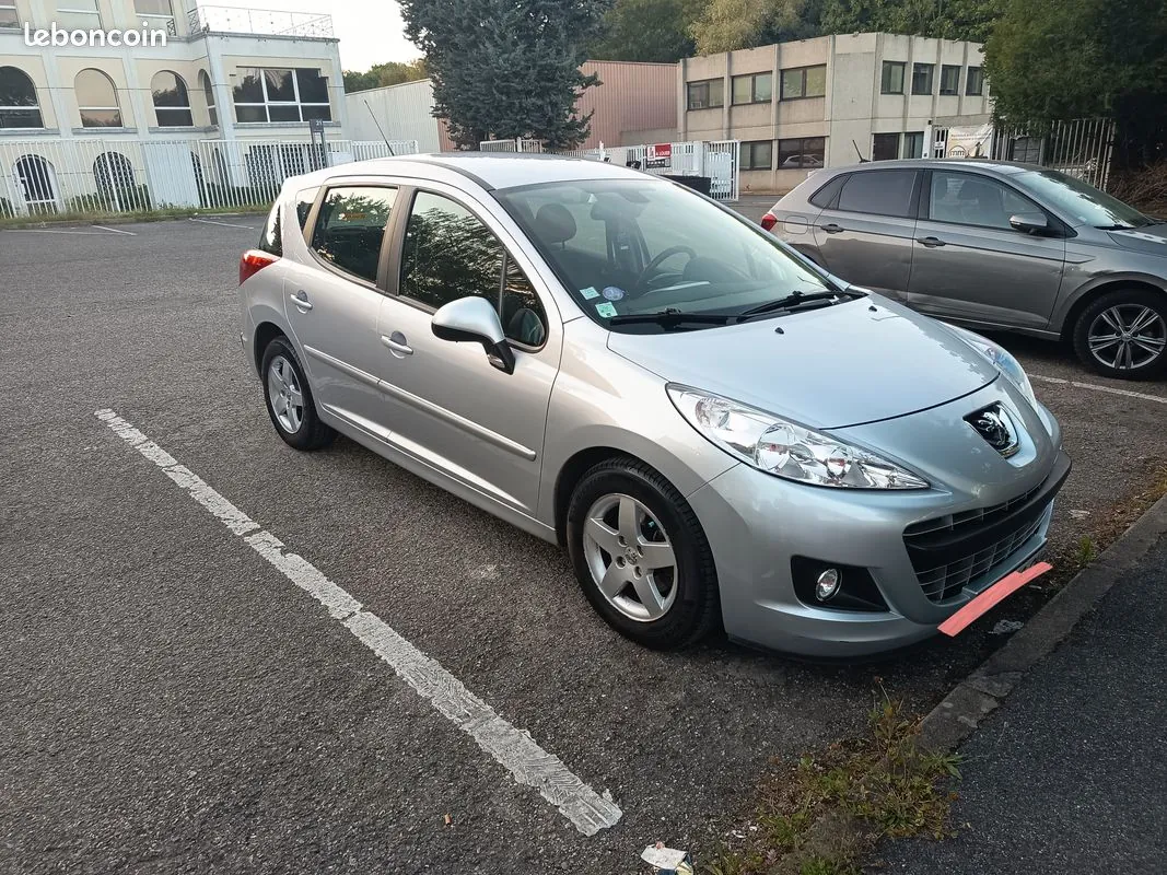 Peugeot 207