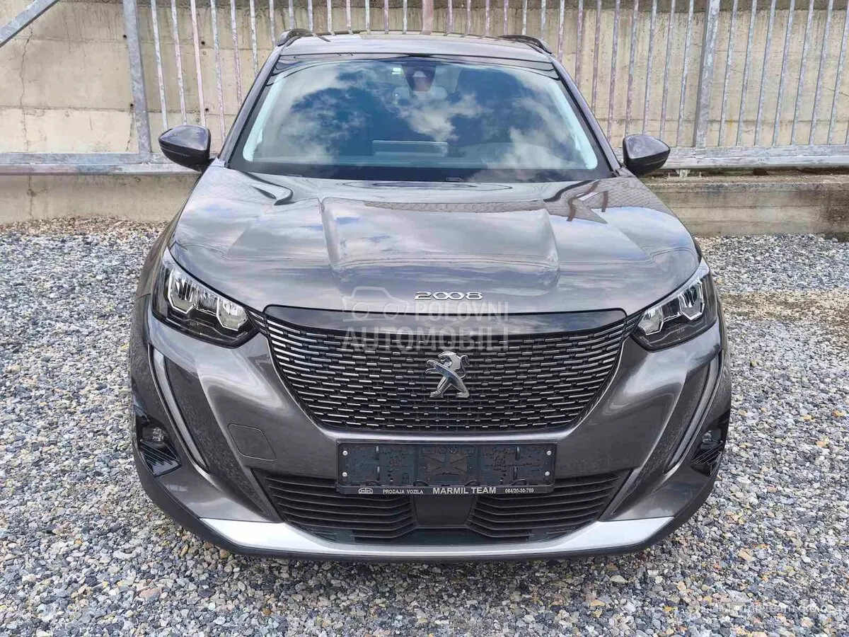 Peugeot 2008 2021 photo 2