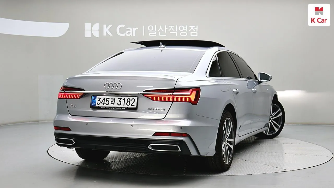 Audi A6 2023 photo 2