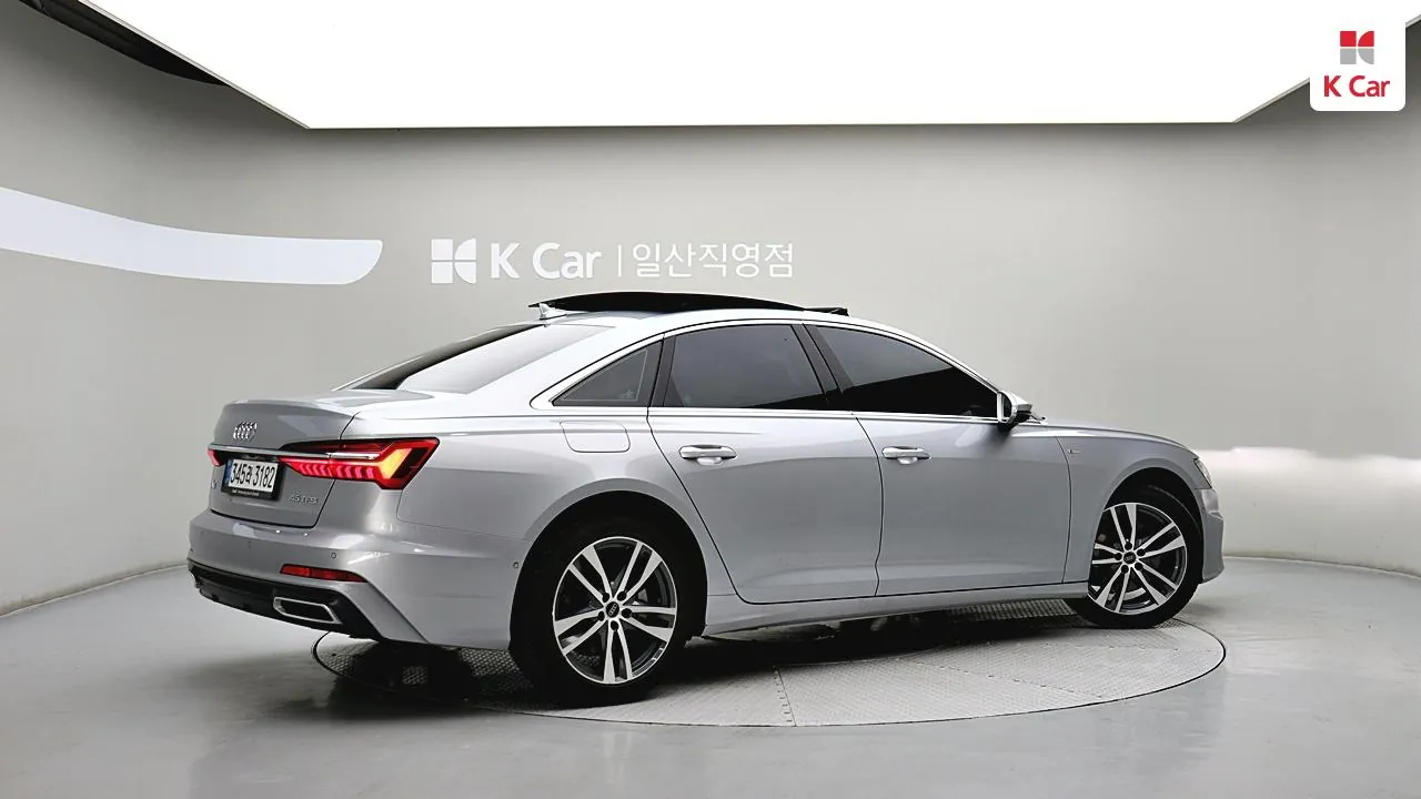 Audi A6 2023 photo 4