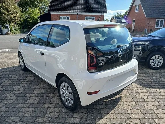 Volkswagen Up 2017 photo 5