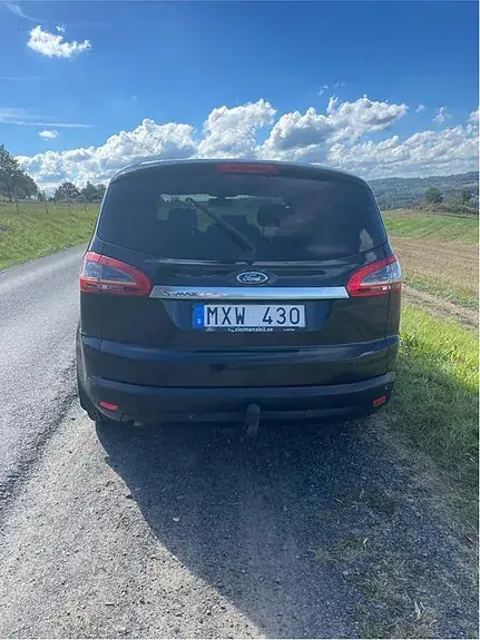 Ford S-Max 2012 photo 4