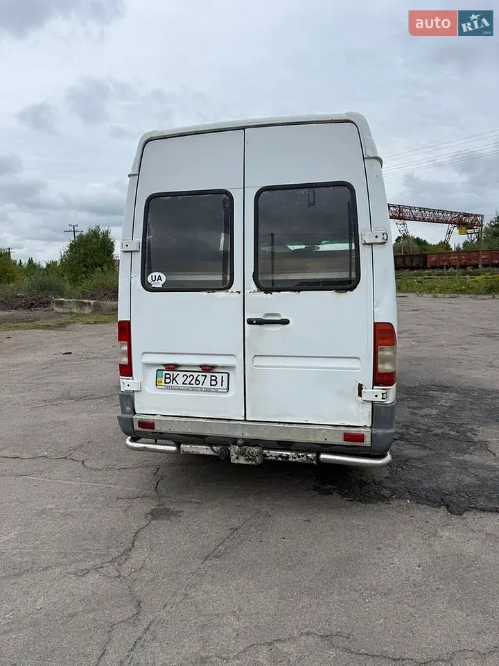 Mercedes-Benz Sprinter 2001 photo 3