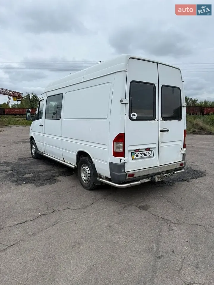 Mercedes-Benz Sprinter 2001 photo 4