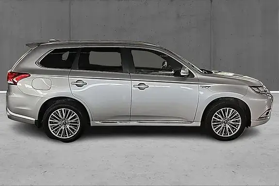 Mitsubishi Outlander 2019 photo 4