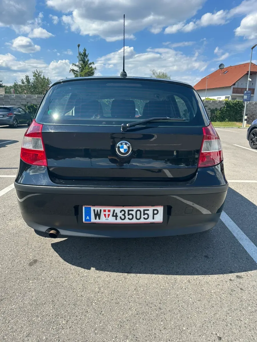 BMW 1 Series 2006 photo 2