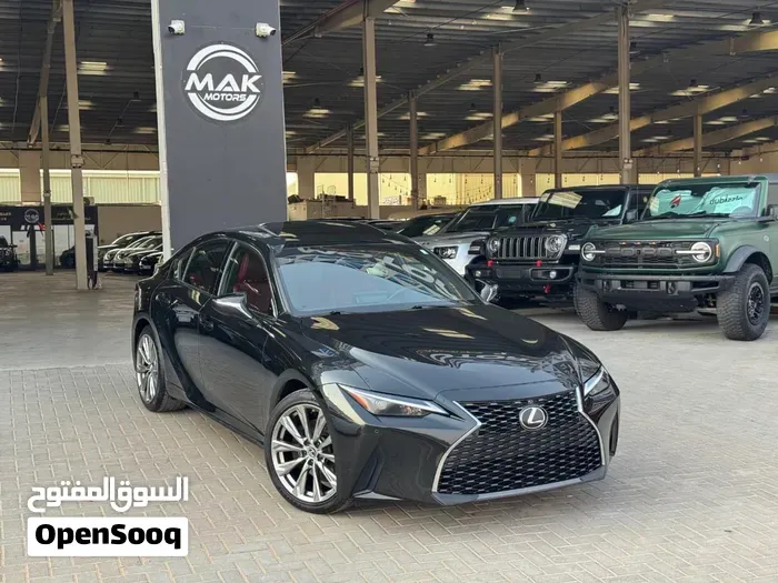 Lexus Is 350 2021 photo 2