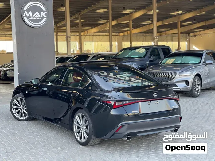 Lexus Is 350 2021 photo 4
