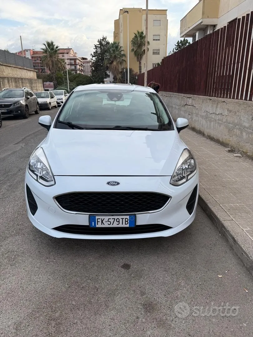 Ford Fiesta 2017 photo 2