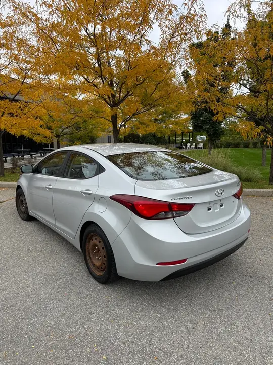 Hyundai Elantra 2015 photo 4