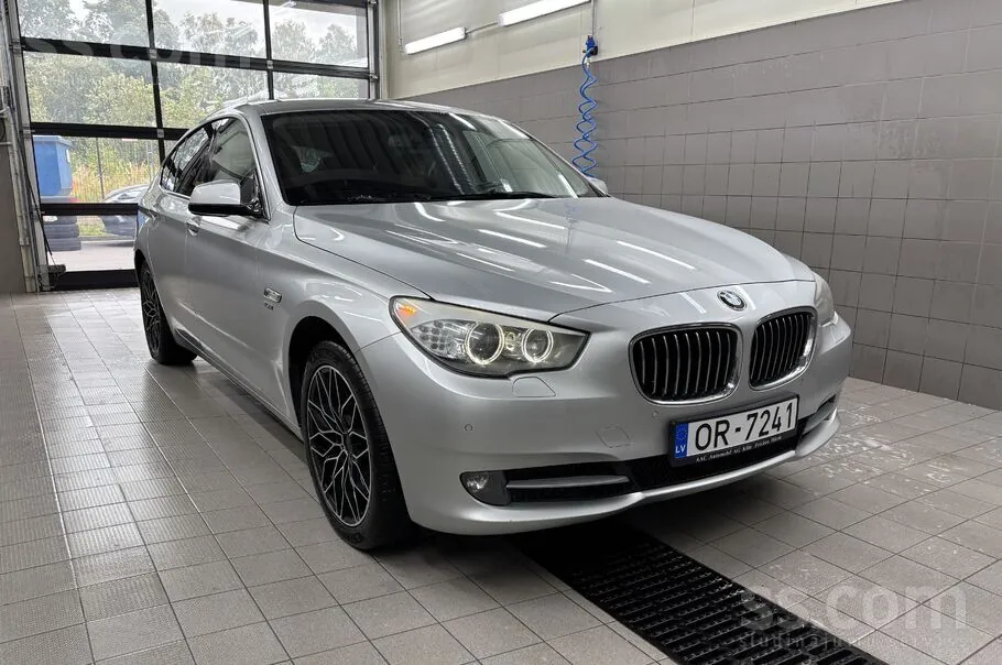 BMW 530