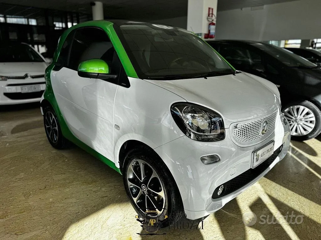 Smart Fortwo 2017 photo 2
