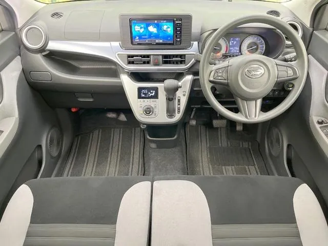 Daihatsu Activity X 2015 photo 2