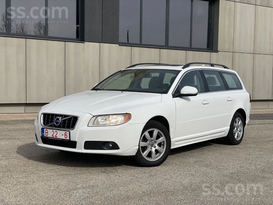 Volvo V70 2012 photo 3