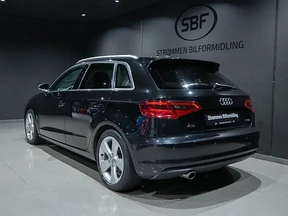 Audi A3 2015 photo 4