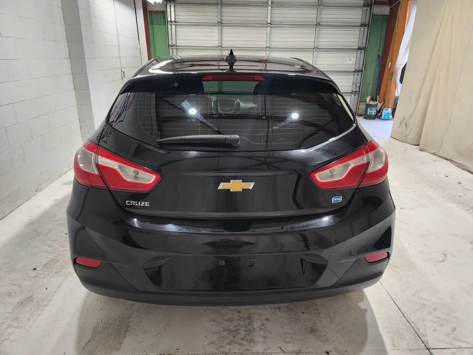 Chevrolet Cruze 2018 photo 3