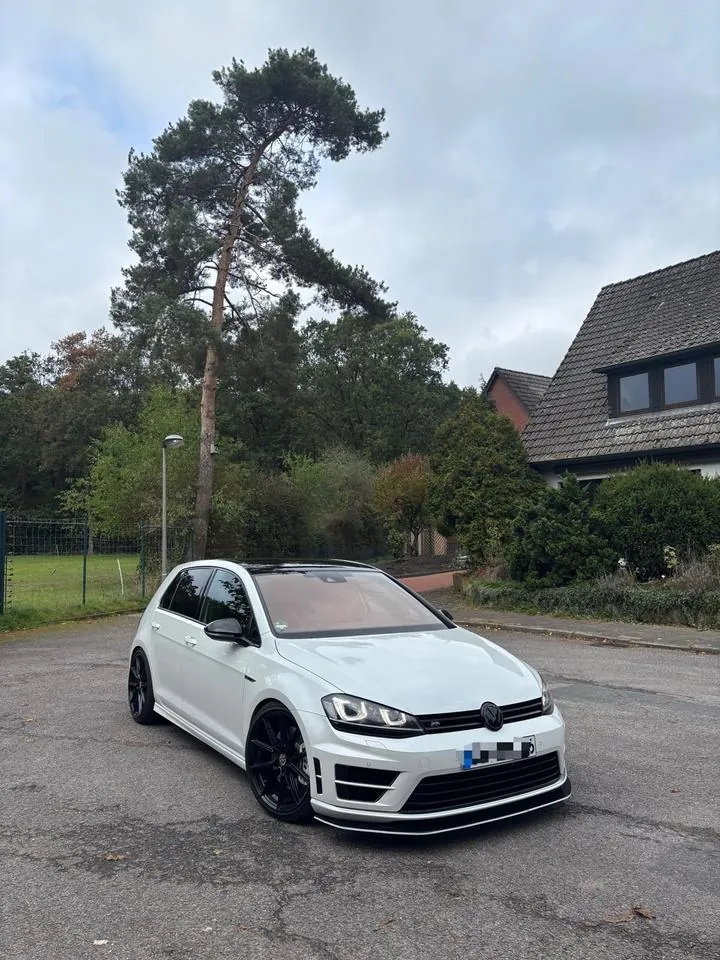 Volkswagen Golf 7 R